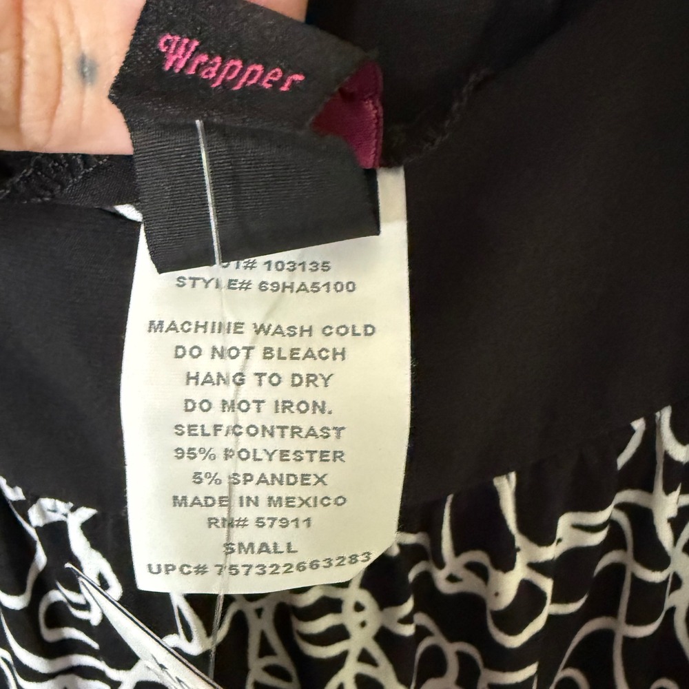 Wrapper Women's Y2K Sleeveless Shift Dress Black White Abstract Print Small NWT - Picture 5 of 6